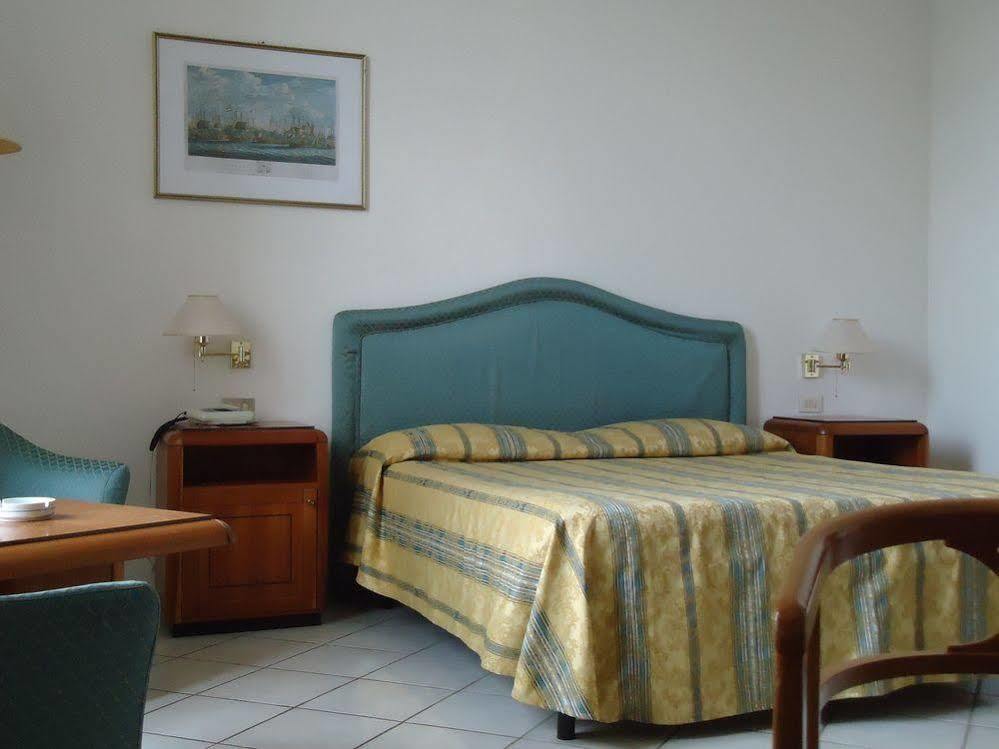 Albergo Roma Casciana Terme Dış mekan fotoğraf